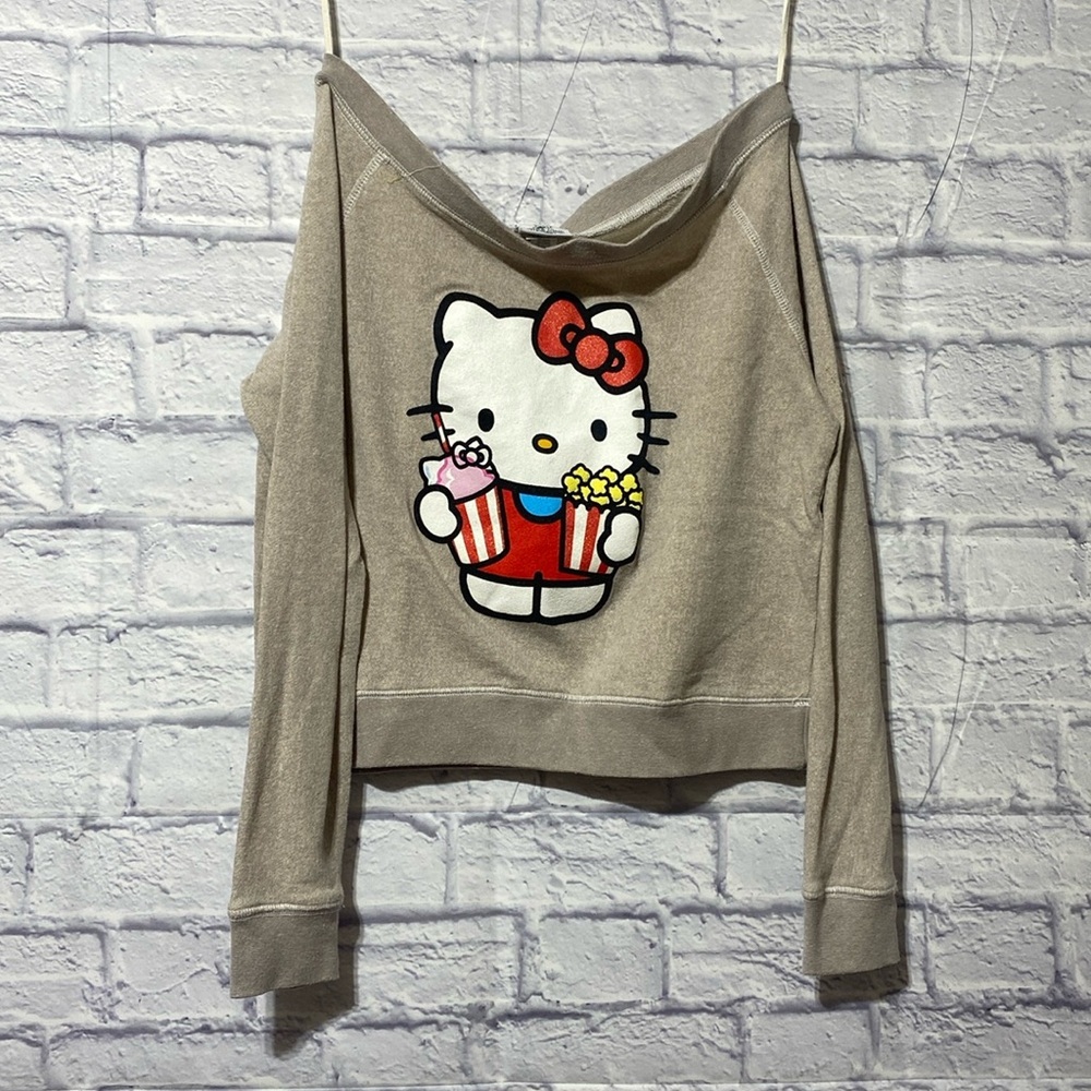Universal studios hello kitty sweatshirt